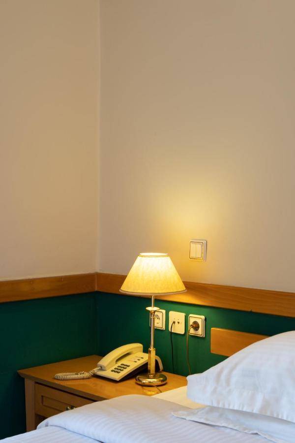 Hotel Ntinas Tríkala Екстериор снимка